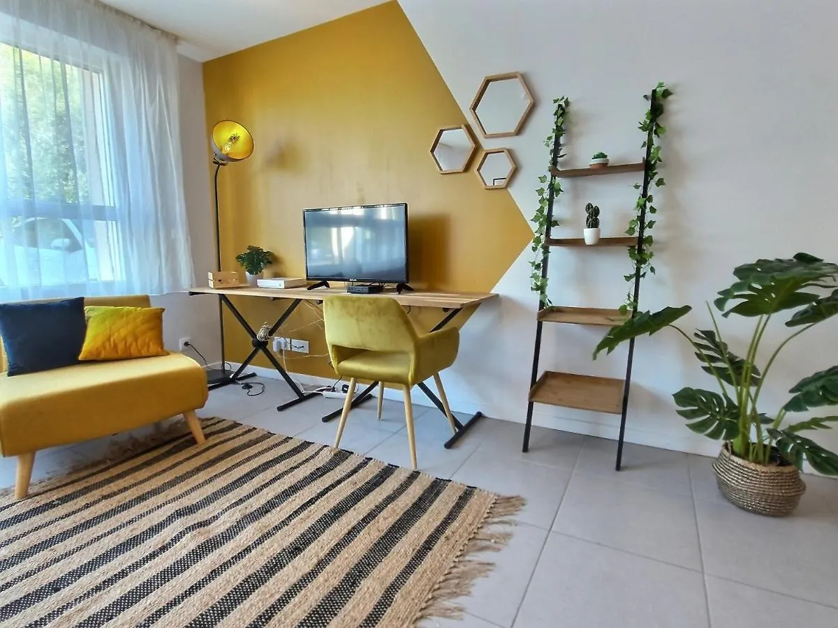 Studio Le Jungle - Roissy Cdg - Parc Asterix - Paris Moussy-le-Neuf Apartment
